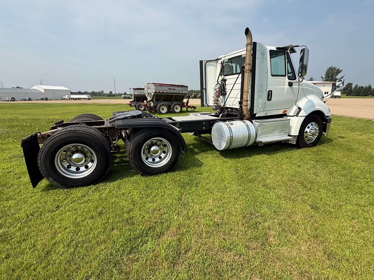 2016-international-prostar-image-11