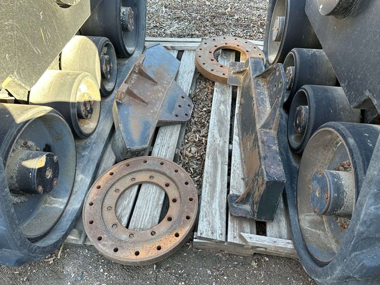 new-holland-t9.670-image-12