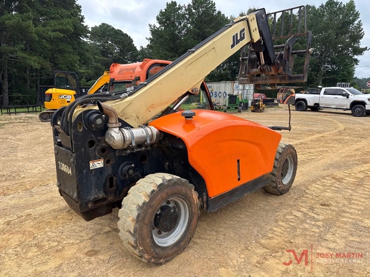 2018-jlg-g5-18a-image-3