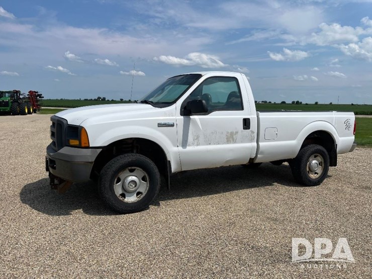 2005-ford-f250-xl-image-18