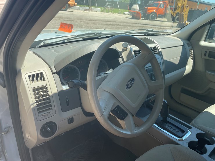 2007-ford-escape-image-24