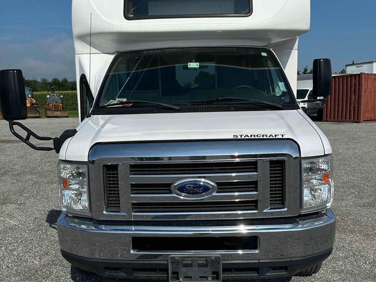 2017-ford-e450-image-2
