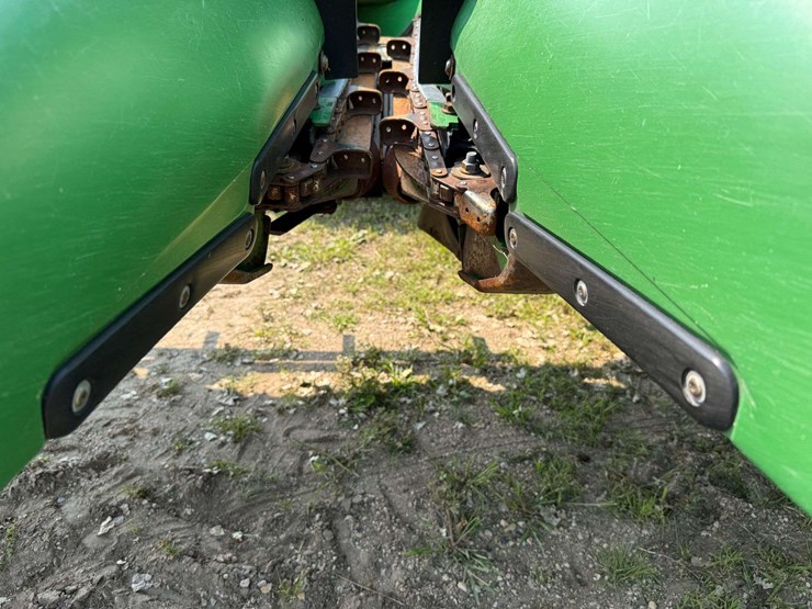 2013-john-deere-612c-image-14