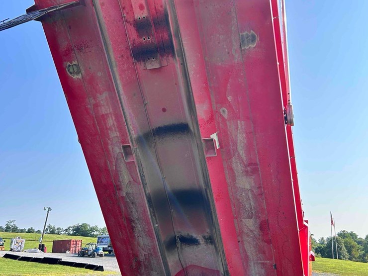 2019-western-star-sf4700-dump-truck-image-22
