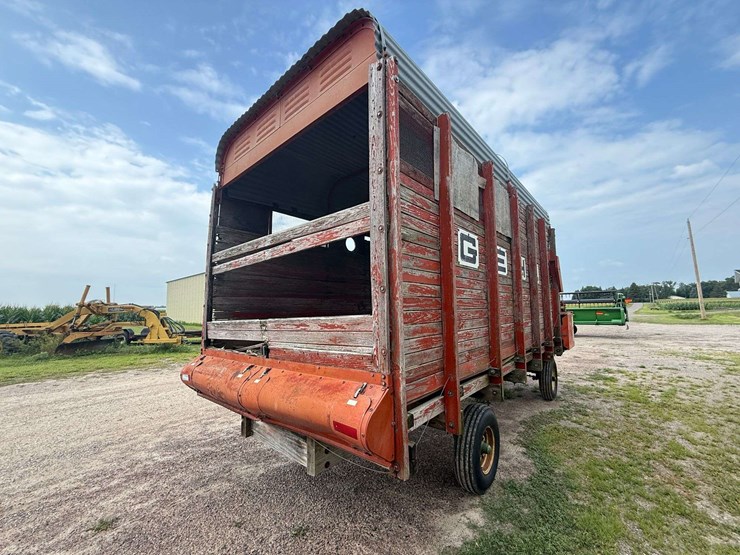 john-deere-1065-image-4
