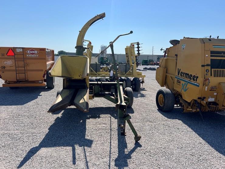 john-deere-34-image-2