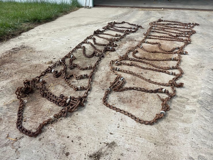18.4-42-highway-tractor-chains-image-1
