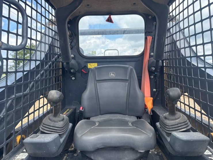 kubota-svl97-2-image-22