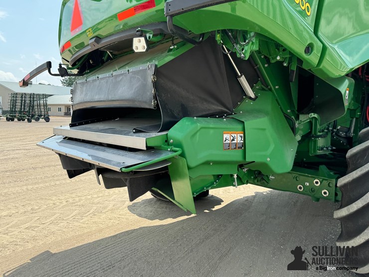 2023-john-deere-x9-1000-image-18