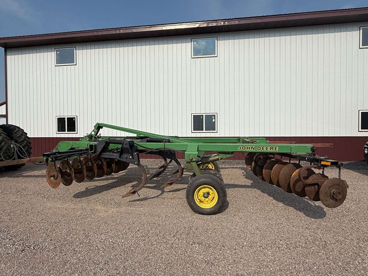 john-deere-510-image-3