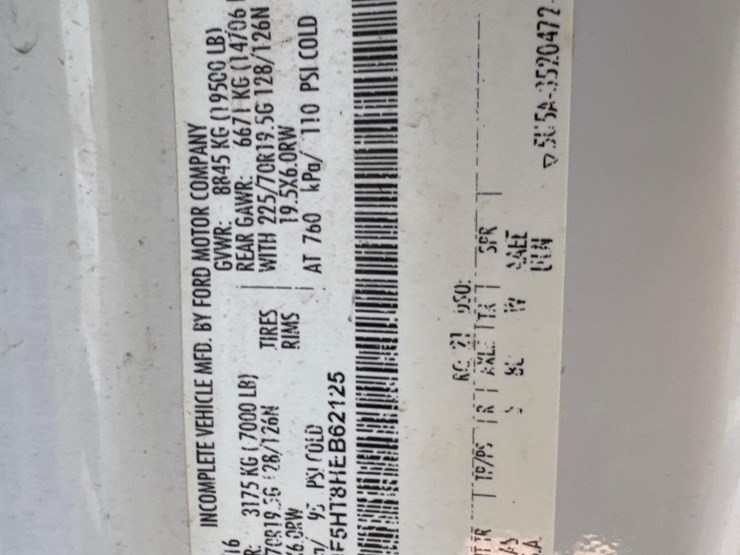 2017-ford-f550-xl-image-29
