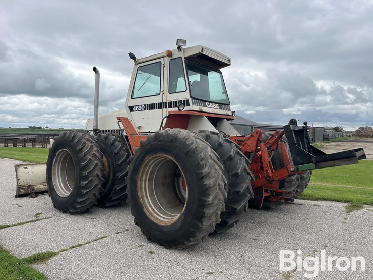 1980-case-4690-4wd-tractor-w/blade-image-7