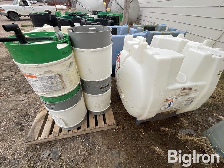 poly-chemical-totes-image-8