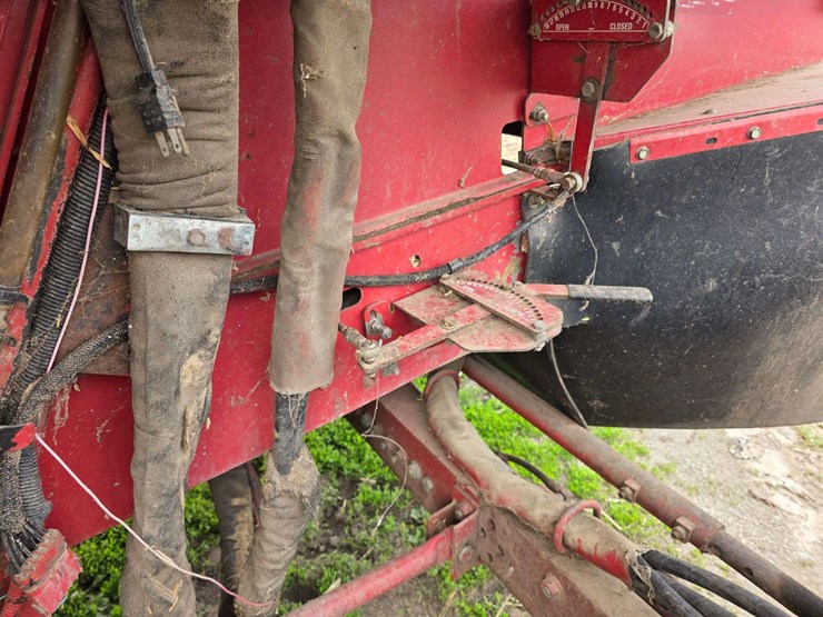 2002-case-ih-2388-image-39