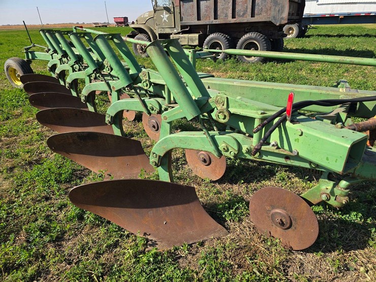 john-deere-6-image-16