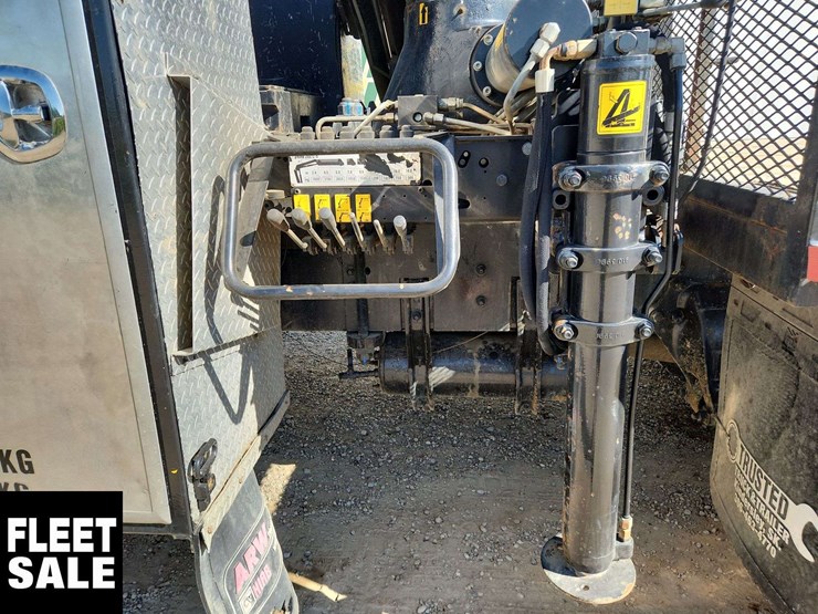 2012-hiab-200c-image-34
