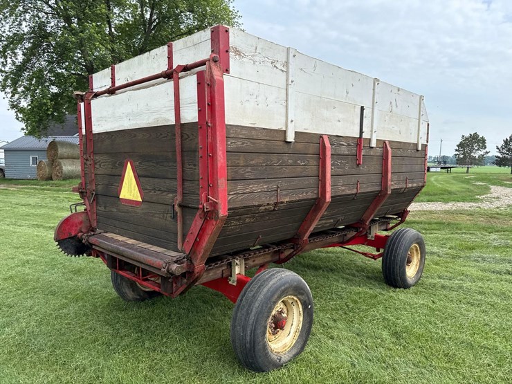 roorda-12ft-rear-unload-silage-wagon-image-2