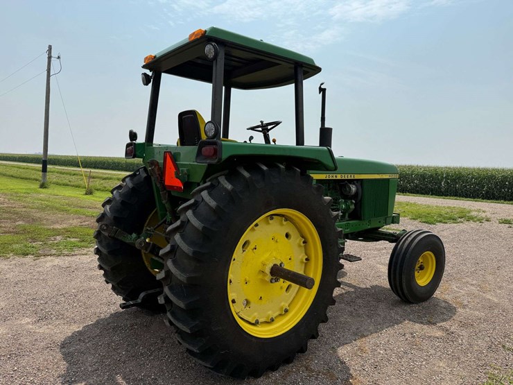 1977-john-deere-4230-image-7