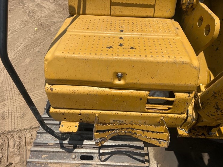 2006-caterpillar-330dl-image-18