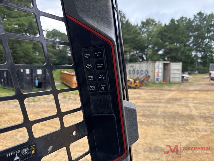 2021-bobcat-t66-image-18