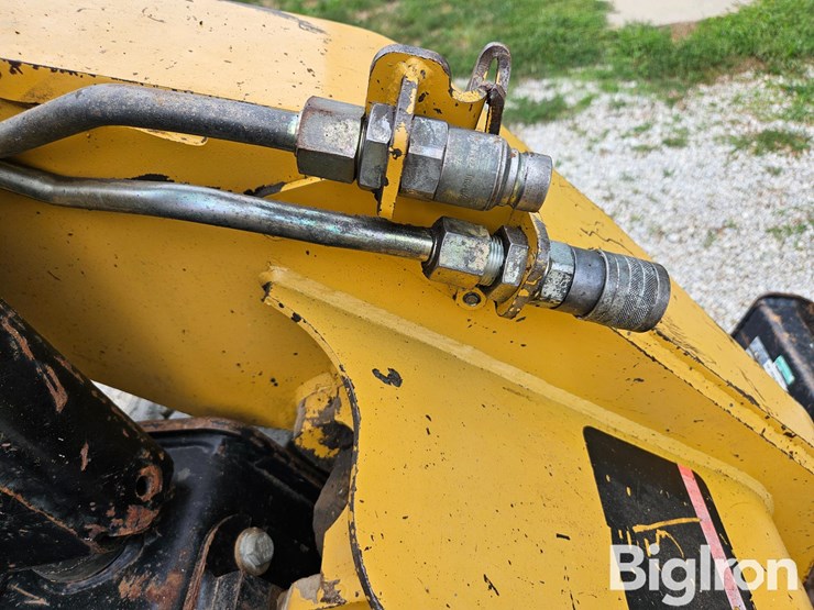 2005-caterpillar-252b-image-9