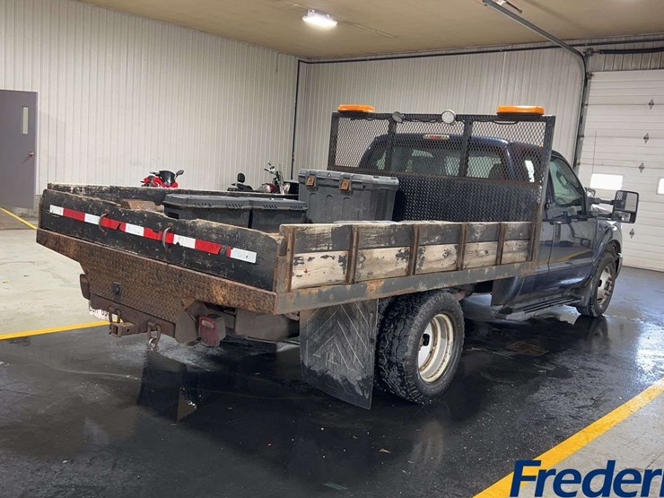 2016-ford-f350-image-3