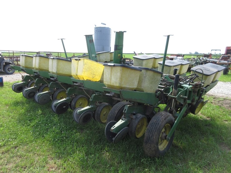 john-deere-7000-image-3