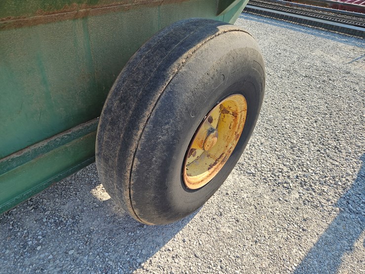 john-deere-400-image-5