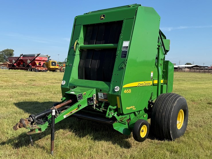 john-deere-468-image-1