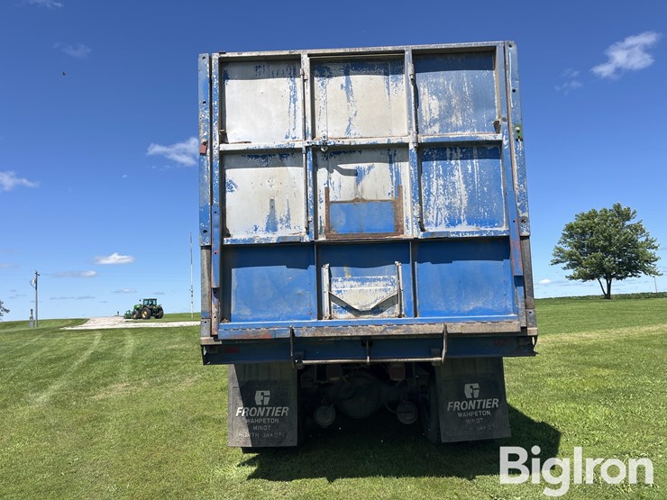 1984-international-f2375-t/a-silage-truck-image-6