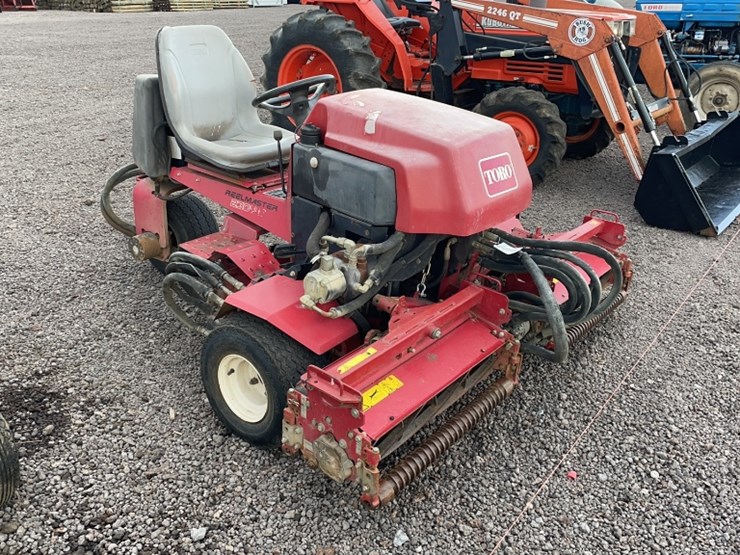 toro-reelmaster-2300d-image-3
