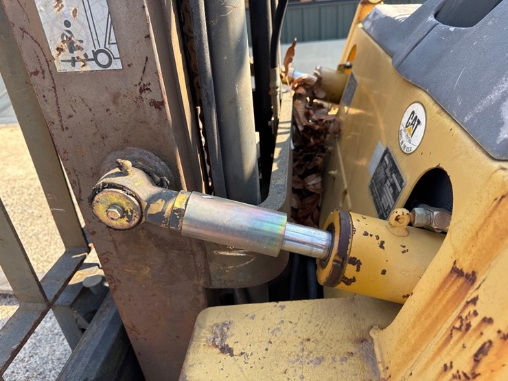 caterpillar-gp30-image-10