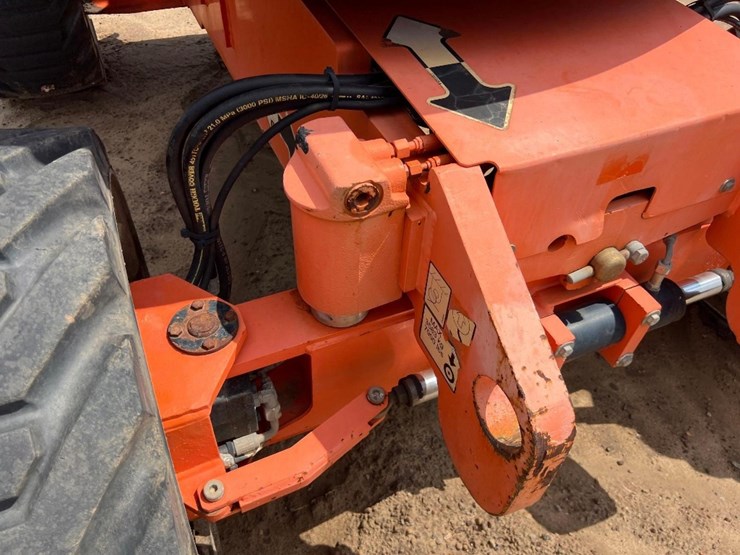2008-jlg-450aj-image-13