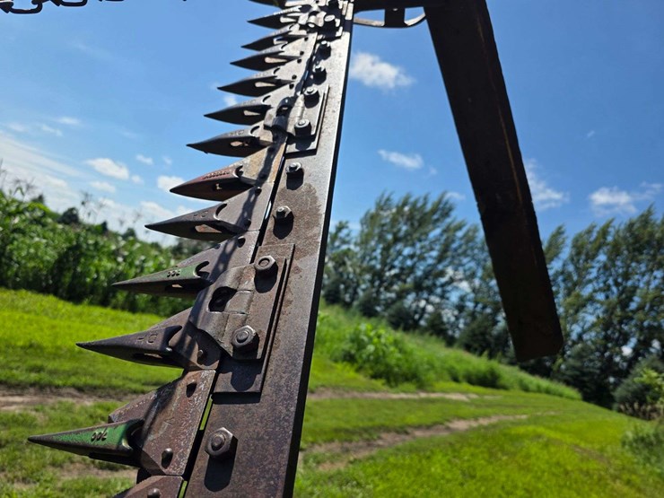 3pt-sickle-mower,-6’-bar,-rivet-sections,-540-pto,-quick-connect-on-hydraulic-cylinder-image-7