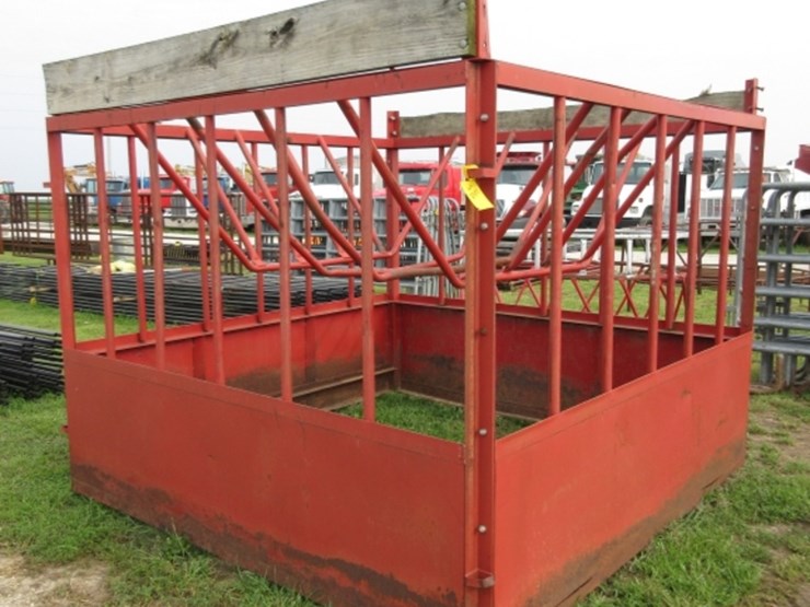 horse-hay-feeder-image-1