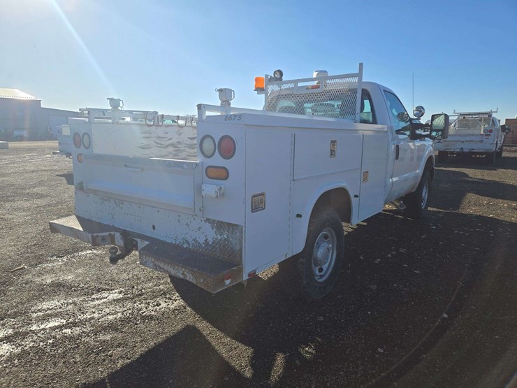 2011-ford-f350-image-5