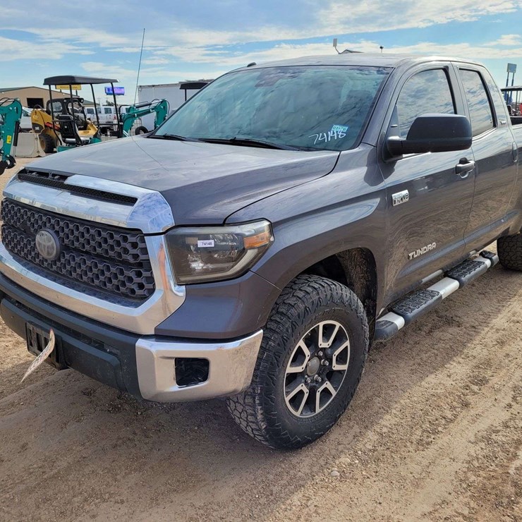 2019 TOYOTA TUNDRA SR5