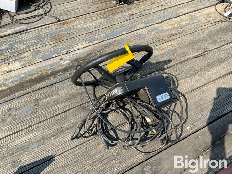 john-deere-200-image-3