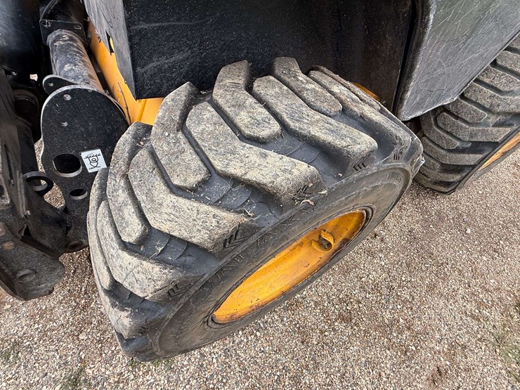 jcb-260-image-15