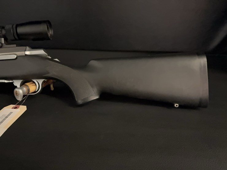 browning-a-bolt-rifle-image-10