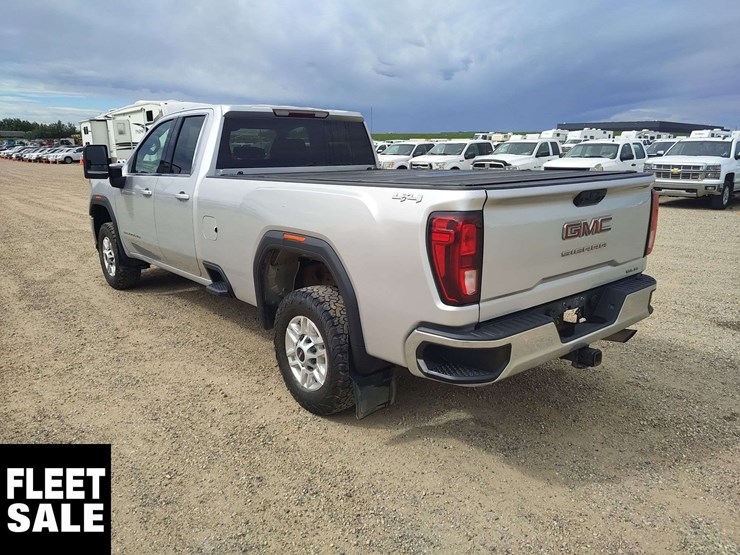2021-gmc-sierra-2500hd-image-3