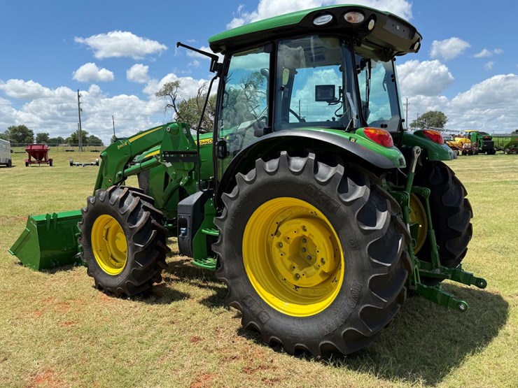 #3-•-2024-john-deere-5130m-image-13