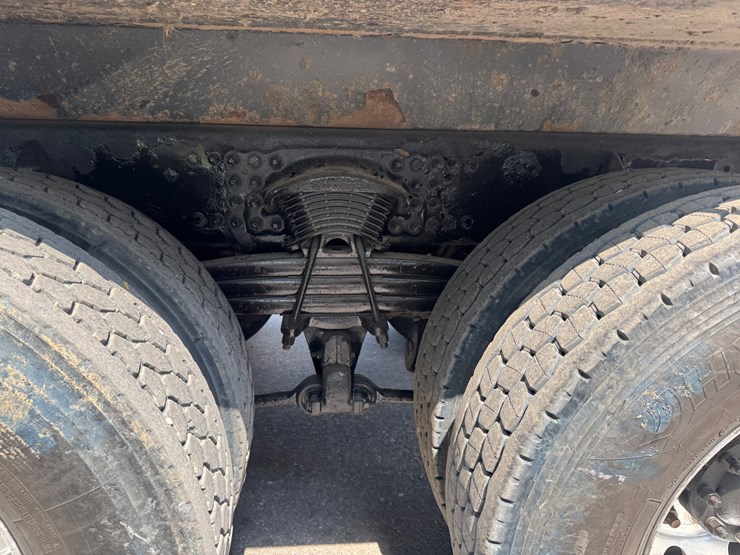 2018-western-star-4700sb-image-28