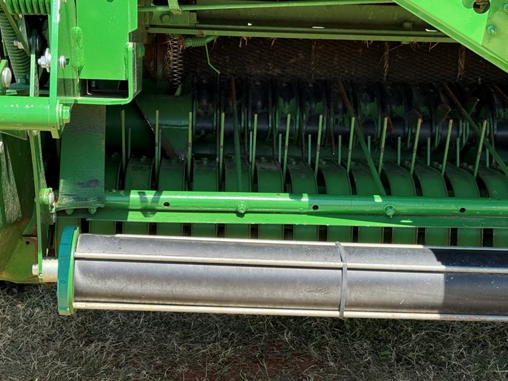 john-deere-560m-image-5