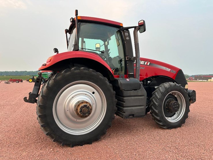 2012-case-ih-magnum-260-image-4