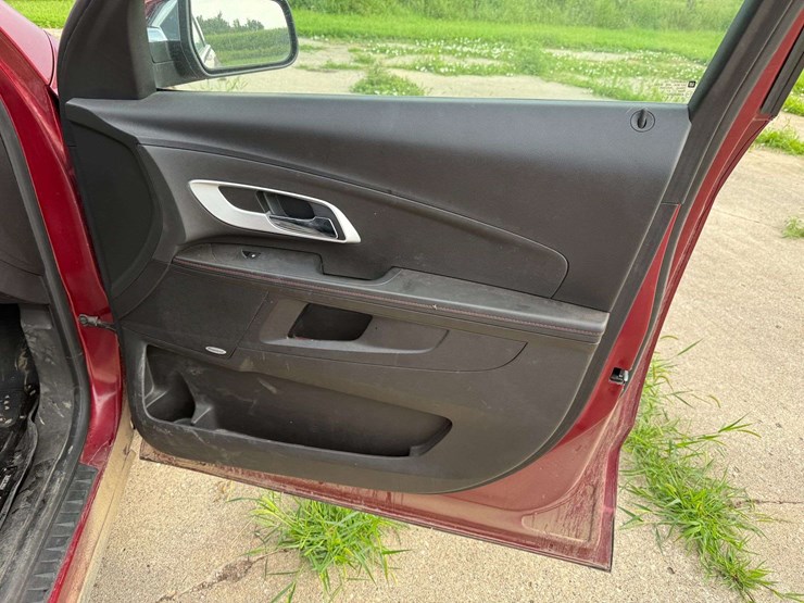 2011-chevrolet-equinox-image-37