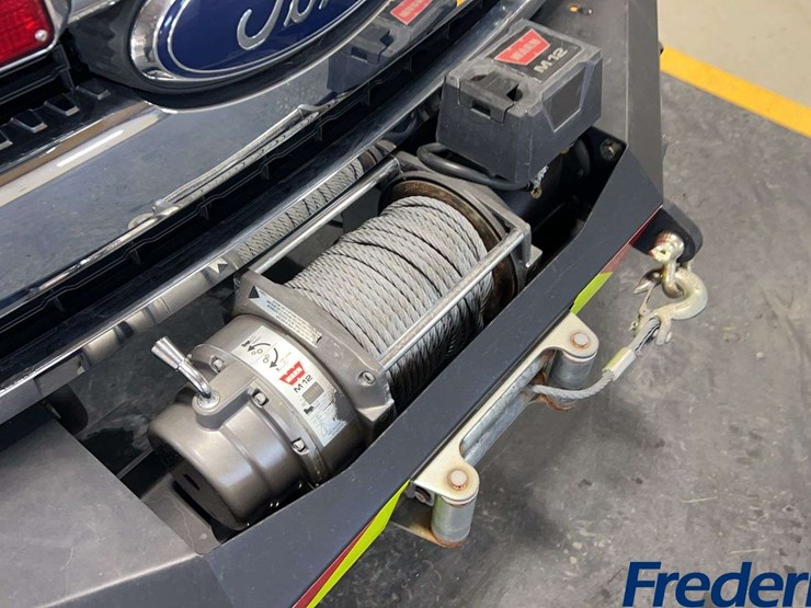 2012-ford-f550-image-33