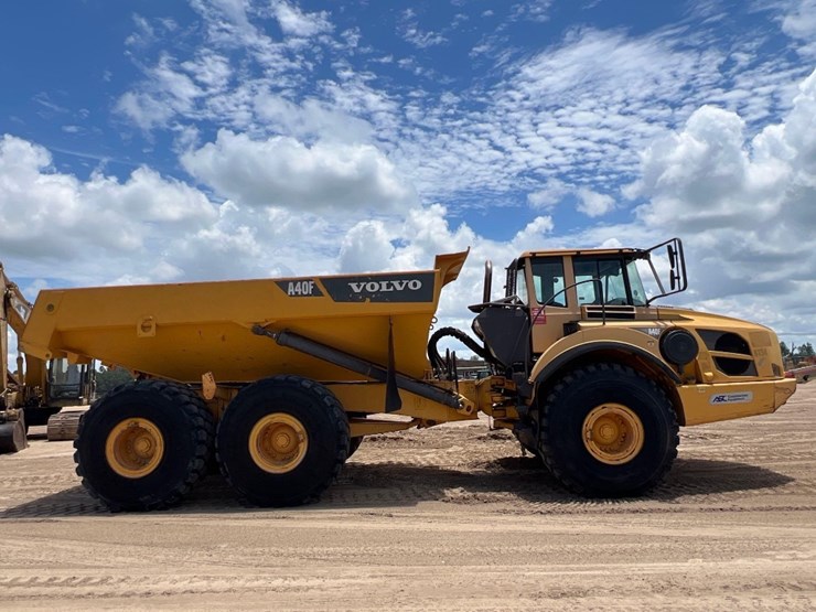 2012-volvo-a40f-image-5