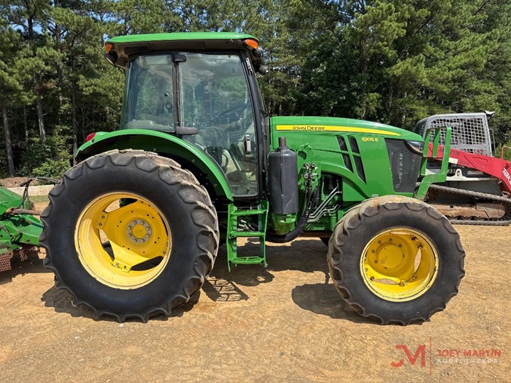 john-deere-6105e-image-2