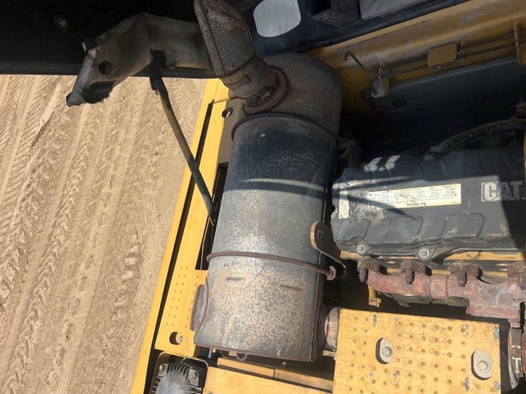 2006-caterpillar-330dl-image-24